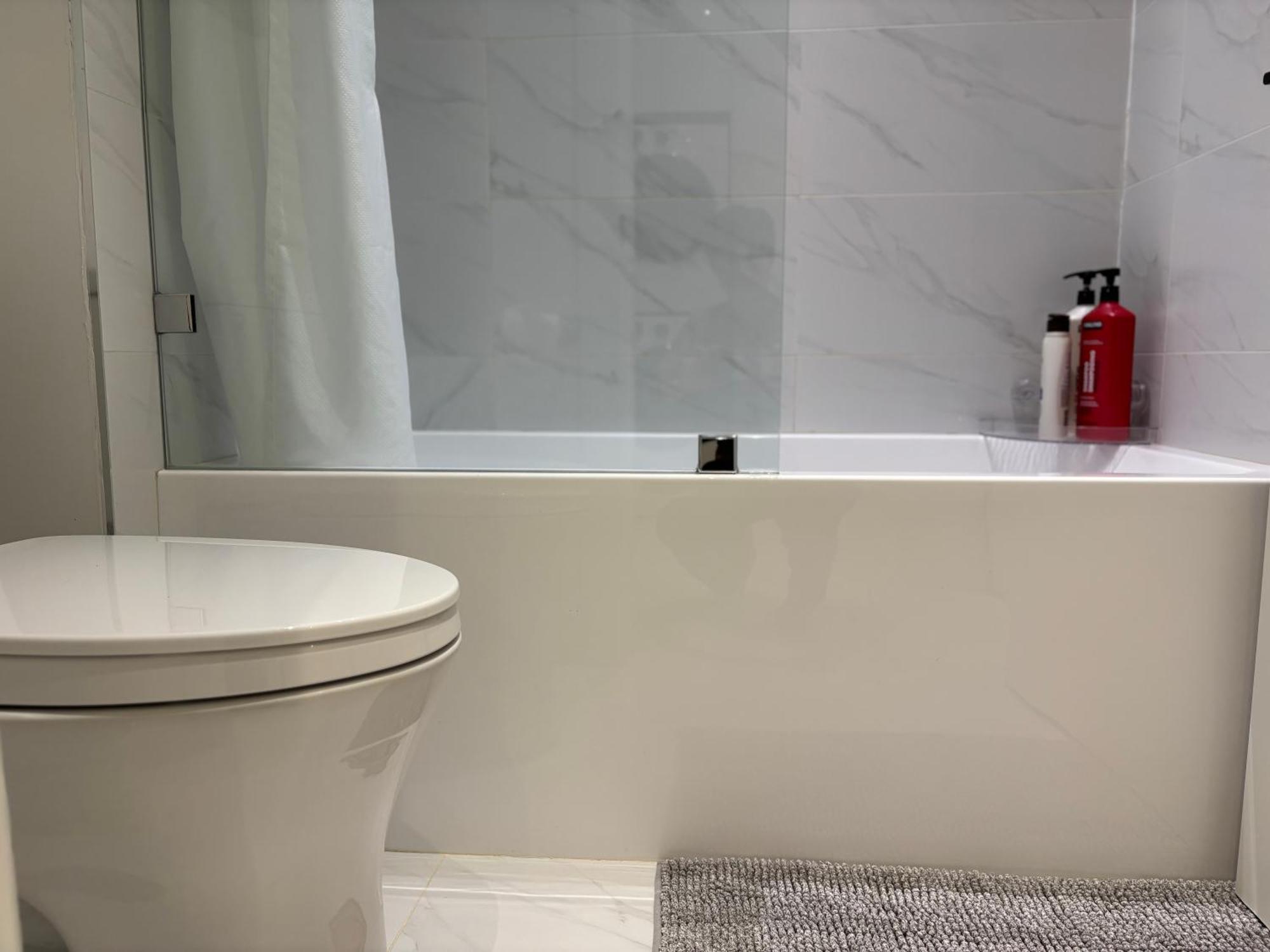 Cozy Family Suite In Vancouver Near Ubc ภายนอก รูปภาพ